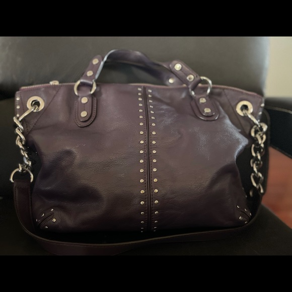 ***SOLD**** Michael Kors plum studded Astor bag - Picture 1 of 6